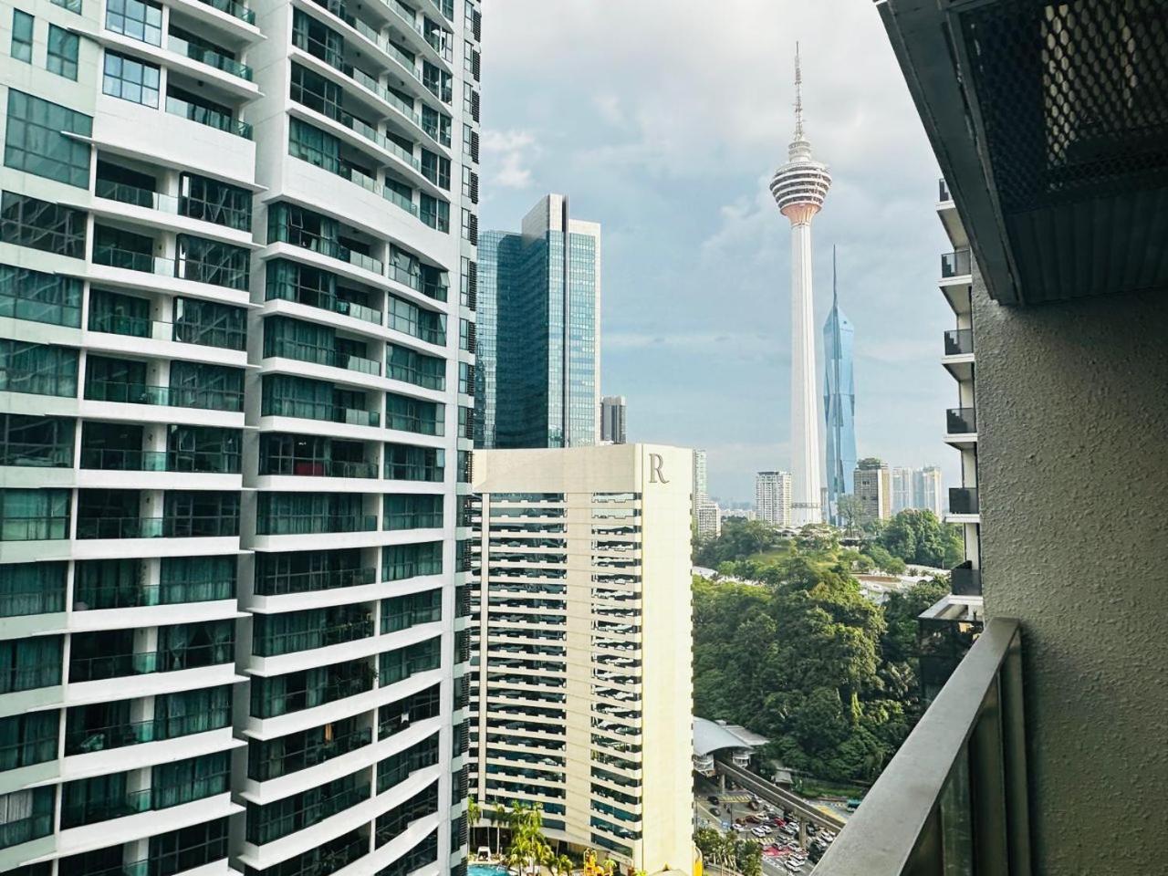 Summer Suites Klcc By Purple Orchid Kuala Lumpur Exterior foto